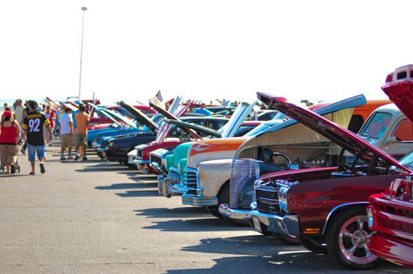 Offrir un bijou masculin : les essentiels pour faire plaisir